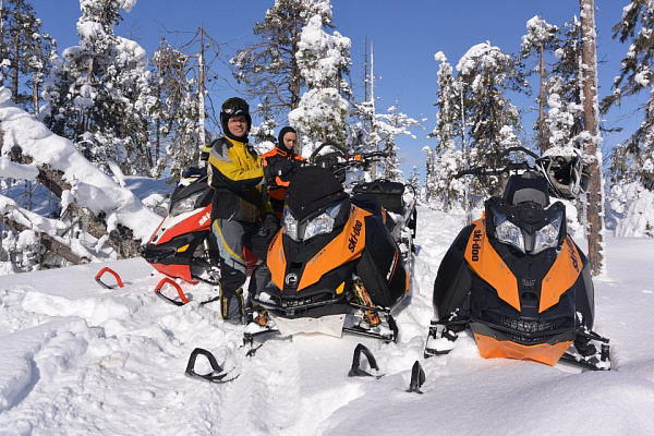 Катание на снегоходах в Пензе в подарок. Сервис Ultra Подарки
. Подарочный сертификат на катание на снегоходах в Пензе с друзьями. Закажите прокат снегоходов в подарок для мужчины по привлекательным ценам. Живописные маршруты для езды на снегоходах это отличная возможность активного отдыха. Сервис UltraPodarki.ru 8 800 505 95 30. катание на снегоходах, подарочный сертификат на катание на снегоходе, прокат снегоходов, прокат снегоходов Пенза, катание на снегоходах Пенза, езда на снегоходе