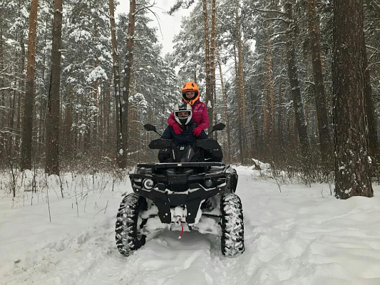 Катание на квадроциклах в Пензе. Сервис Ultra Подарки. Подарочный сертификат на катание на квадроциклах в Пензе. Закажите катание на квадроциклах недорого и наслаждайтесь активным отдыхом с друзьями. Выбирайте живописные маршруты для езды на квадроциклах. Сервис UltraPodarki.ru 8800-505-9530. Катание на квадроциклах, Прокат квадроциклов, езда на квадроцикле, прокат квадроциклов Пенза, катание на квадроциклах Пенза, Катание на квадроциклах зимой, Катание на квадроциклах летом, Сертификат на катание на квадроциклах 