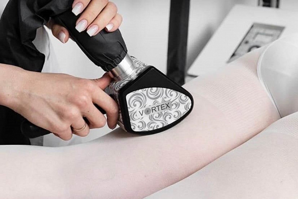 LPG массаж в Пензе. Сервис Ultra Подарки. LPG массаж в Пензе. Попробуйте LPG массаж салоне Пензы. Сервис UltraPodarki.ru 8 800 505 95 30. LPG массаж в Пензе, аппаратный массаж Пенза, моделирующий массаж Пенза, антицеллюлитный массаж Пенза цена, услуга массаж Пенза, профессиональный массаж Пенза, спа салон Пенза, массажный салон Пенза, массаж для похудения Пенза, вакуумный массаж, купить массаж Пенза