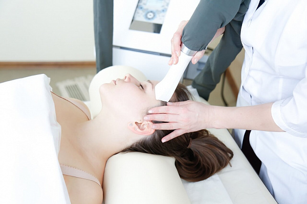 LPG массаж в Пензе. Сервис Ultra Подарки. LPG массаж в Пензе. Попробуйте LPG массаж салоне Пензы. Сервис UltraPodarki.ru 8 800 505 95 30. LPG массаж в Пензе, аппаратный массаж Пенза, моделирующий массаж Пенза, антицеллюлитный массаж Пенза цена, услуга массаж Пенза, профессиональный массаж Пенза, спа салон Пенза, массажный салон Пенза, массаж для похудения Пенза, вакуумный массаж, купить массаж Пенза