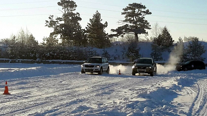 Контраварийное вождение в Пензе. Ultra Подарки. Купить уроки контраварийного вождения в Пензе. Научитесь водить машину в любых условиях! Сервис UltraPodarki.ru 8 800 505 95 30. Контраварийное вождение Пенза, контраварийное вождение, экстремальное вождение Пенза, экстремальное вождение, обучение вождению Пенза, обучение вождению, вождение Пенза, вождение,  курс вождения Пенза, курс вождения, курсы экстремальное вождения Пенза, курсы экстремального вождения, обучение в автошколе Пенза, обучение в автошколе