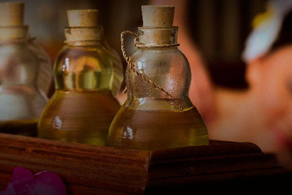 Традиционный тайский массаж в Пензе. Сервис Ultra Подарки. Традиционный тайский массаж в Пензе. Попробуйте настоящий тайский массаж в массажном салоне Пензы. Сервис UltraPodarki.ru 8 800 505 95 30. Традиционный тайский массаж Пенза, тайский массаж Пенза цена, услуга массаж Пенза, профессиональный массаж Пенза, спа салон Пенза, массажный салон Пенза, тайский массаж Пенза, традиционный тайский массаж, купить массаж Пенза