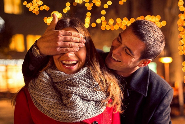 Романтическое свидание на крыше в Пензе. Ultra Подарки. Купить романтическое свидание на крыше в Пензе. Подарите самым близким незабываемые моменты и почувствуйте друг друга ещё ближе. Сервис UltraPodarki.ru 8 800 505 95 30. Романтическое свидание на крышев Пензе, свидание на крышев Пензе, свидание, сертификат на свидание на крыше, сертификат на свидание в Пензе, купить свидание на крыше, купить свидание Пенза