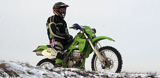 Катание на мотоциклах Катание на мотоциклах