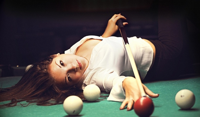 Игра в бильярд Пенза.Ultra Подарки. Игра в бильярд Пенза. Попробуйте настоящий бильярд, в бильярдном клубе. Сервис: UltraPodarki.ru 8 800 505 95 30. Игра в бильярд, игра в бильярд Пенза, русский бильярд, русский бильярд Пенза, бильярдный клуб, бильярдный клуб Пенза, бильярд Пенза, купить бильярд Пенза