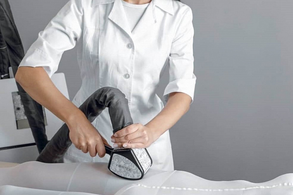 LPG массаж в Пензе. Сервис Ultra Подарки. LPG массаж в Пензе. Попробуйте LPG массаж салоне Пензы. Сервис UltraPodarki.ru 8 800 505 95 30. LPG массаж в Пензе, аппаратный массаж Пенза, моделирующий массаж Пенза, антицеллюлитный массаж Пенза цена, услуга массаж Пенза, профессиональный массаж Пенза, спа салон Пенза, массажный салон Пенза, массаж для похудения Пенза, вакуумный массаж, купить массаж Пенза