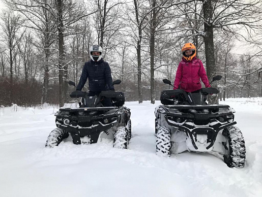 Катание на квадроциклах в Пензе. Сервис Ultra Подарки. Подарочный сертификат на катание на квадроциклах в Пензе. Закажите катание на квадроциклах недорого и наслаждайтесь активным отдыхом с друзьями. Выбирайте живописные маршруты для езды на квадроциклах. Сервис UltraPodarki.ru 8800-505-9530. Катание на квадроциклах, Прокат квадроциклов, езда на квадроцикле, прокат квадроциклов Пенза, катание на квадроциклах Пенза, Катание на квадроциклах зимой, Катание на квадроциклах летом, Сертификат на катание на квадроциклах 