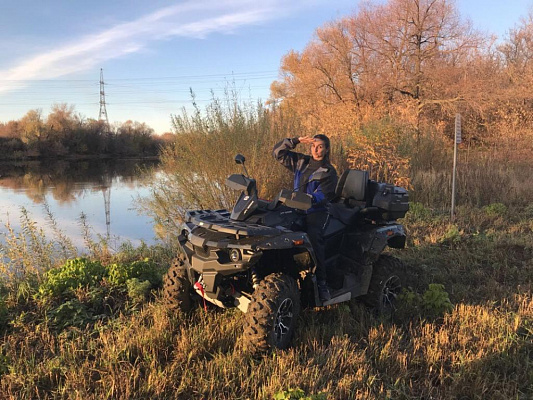 Катание на квадроциклах в Пензе. Сервис Ultra Подарки. Подарочный сертификат на катание на квадроциклах в Пензе. Закажите катание на квадроциклах недорого и наслаждайтесь активным отдыхом с друзьями. Выбирайте живописные маршруты для езды на квадроциклах. Сервис UltraPodarki.ru 8800-505-9530. Катание на квадроциклах, Прокат квадроциклов, езда на квадроцикле, прокат квадроциклов Пенза, катание на квадроциклах Пенза, Катание на квадроциклах зимой, Катание на квадроциклах летом, Сертификат на катание на квадроциклах 