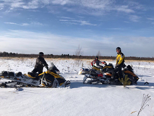 Катание на снегоходах в Пензе в подарок. Сервис Ultra Подарки
. Подарочный сертификат на катание на снегоходах в Пензе с друзьями. Закажите прокат снегоходов в подарок для мужчины по привлекательным ценам. Живописные маршруты для езды на снегоходах это отличная возможность активного отдыха. Сервис UltraPodarki.ru 8 800 505 95 30. катание на снегоходах, подарочный сертификат на катание на снегоходе, прокат снегоходов, прокат снегоходов Пенза, катание на снегоходах Пенза, езда на снегоходе